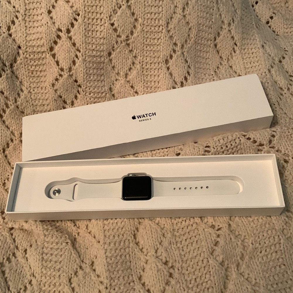 Series 3 Apple Watch!! 😻